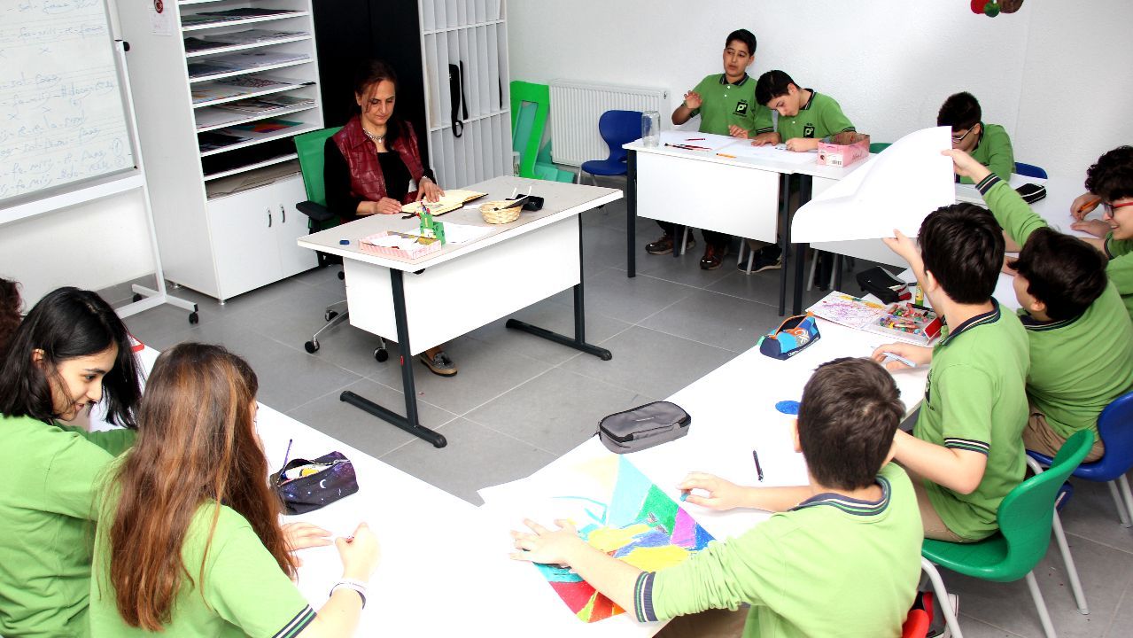 Butik Okul Nedir? Geleneksel Eğitim Anlayışına Meydan Okuyan Yenilikçi Yaklaşımlar